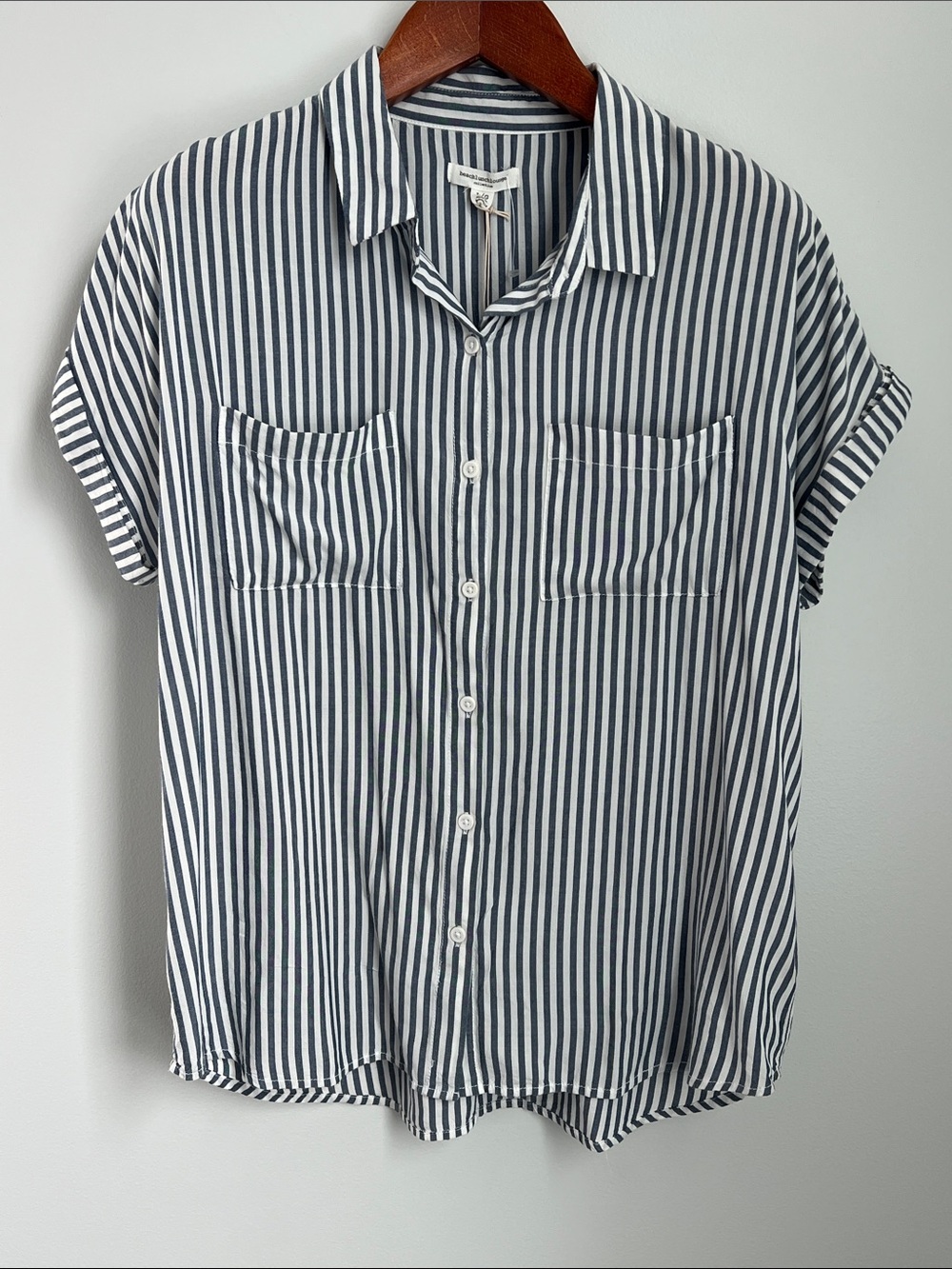 beachlunchlounge | Navy & White Vertical Blue Ribbon Lake Style #L8878B NWT Sz L